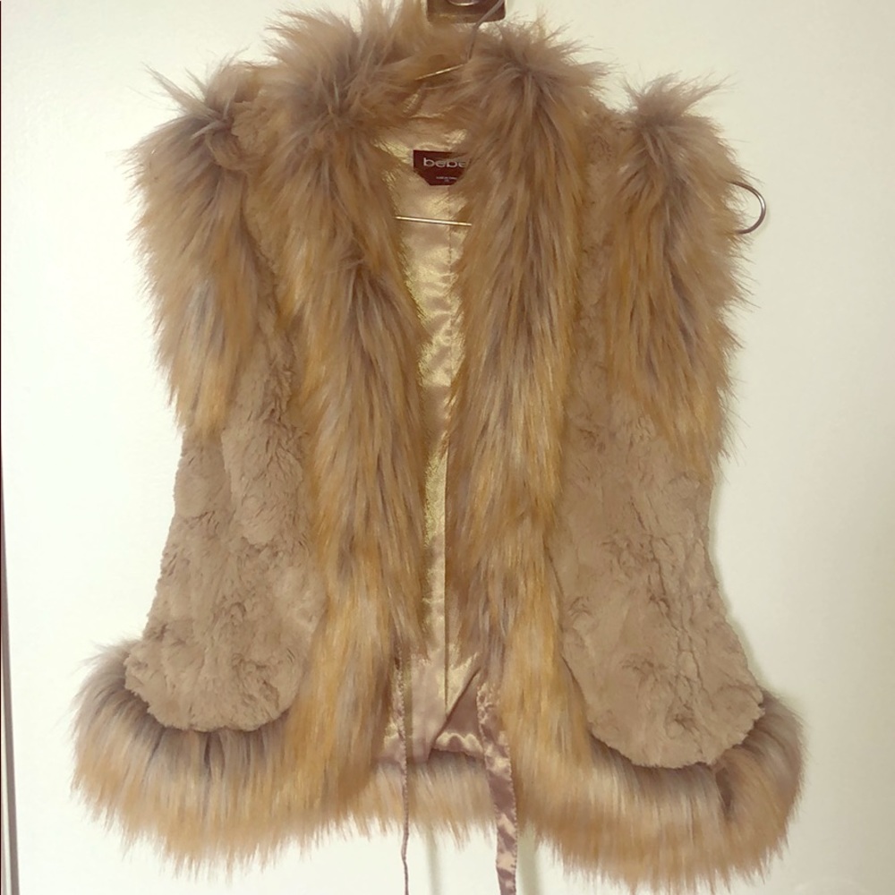 Bebe faux fur vest. Perfect condition.